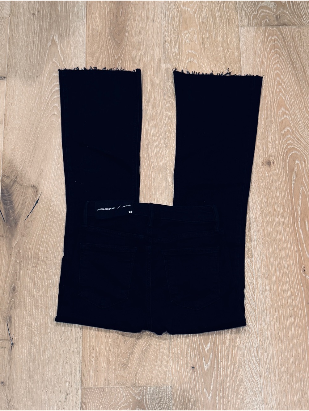 NWT Just Black Denim Tonal Crop Flare in Black, Size 26 - Picture 9 of 16